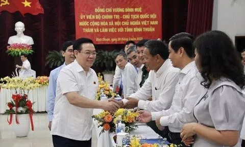 Chủ tịch Quốc hội Vương Đình Huệ làm việc với tỉnh Bình Thuận