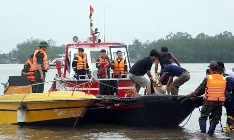 Quảng Ninh: Tìm thấy nạn nhân cuối trong vụ lật thuyền ở Quảng Yên